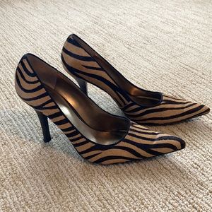 Nine West Giraffe print calf hair heels